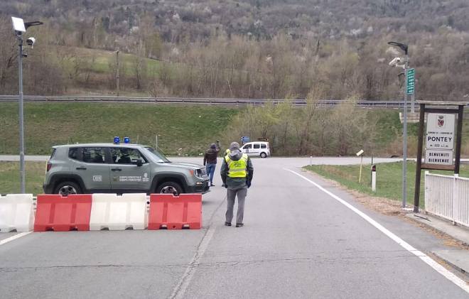 Posto di controllo all'accesso di Pontey