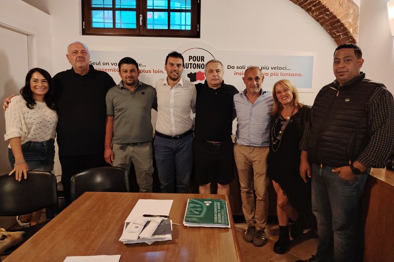 Pour l'Autonomie si struttura sul territorio: formate le sezioni