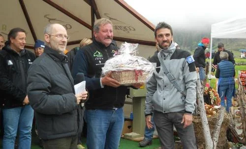 Biodiversità, due agricoltori valdostani premiati al concorso internazionale Prairies fleuries