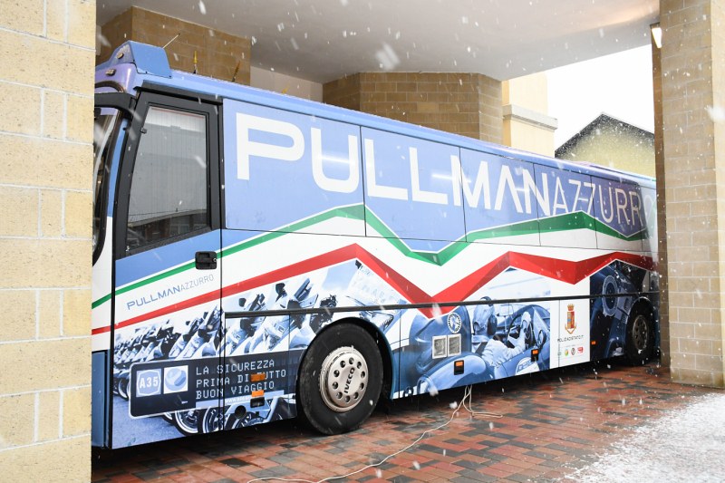 Pullman Azzurro
