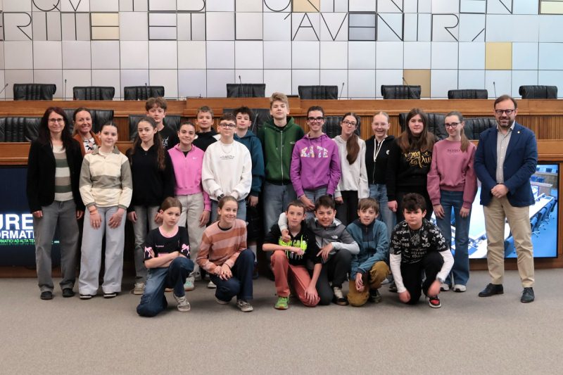 Da Morgex una classe in visita al Consiglio Valle