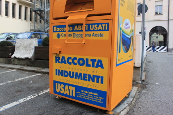 Raccolta abiti usati Caritas