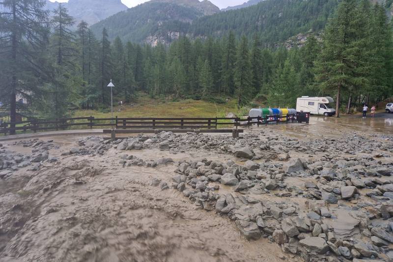 Colata di fango a Rhêmes-Notre-Dame, evacuazione per 30 persone