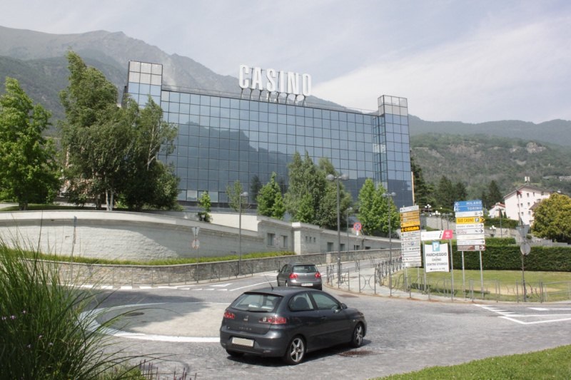 La relazione sulla gestione della Casinò Spa fa discutere il Consiglio Valle