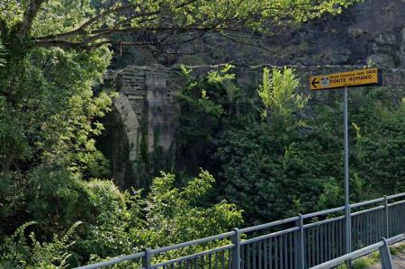 Ponte romano (Google)