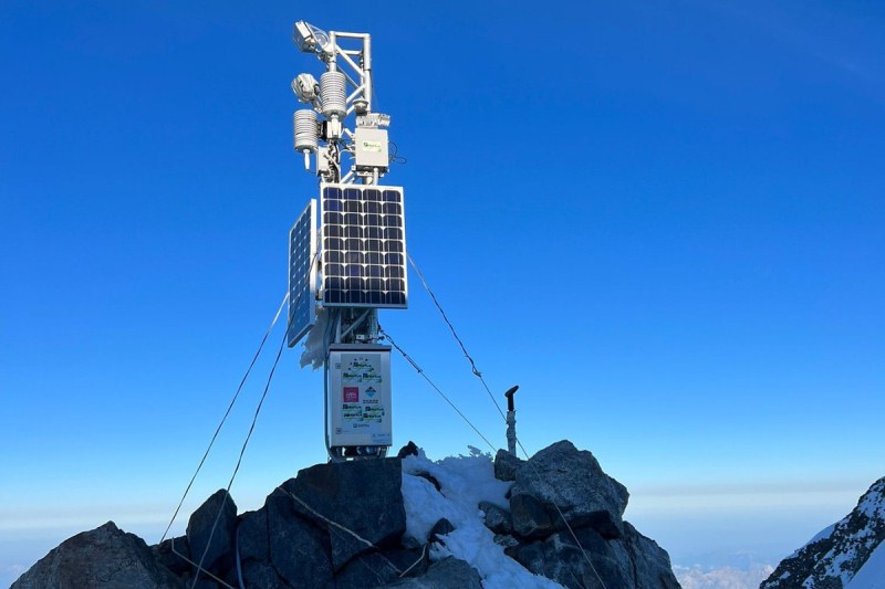 La stazione Arpa sul Monte Bianco