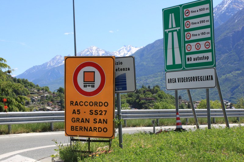 Raccordo A5-Statale 27, i Comuni chiedono soluzioni alternative alla chiusura totale