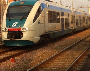 Trenitalia comunica le corse cancellate mentre i sindacati convocano un'assemblea