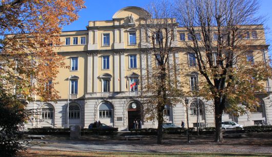 34enne condannato per una maxi truffa su bottiglie di vino pregiato