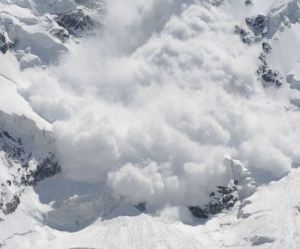 Gran San Bernardo, un gruppo di persone travolto da valanga