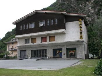Verrès, una petizione contro la chiusura del Cinema Ideal