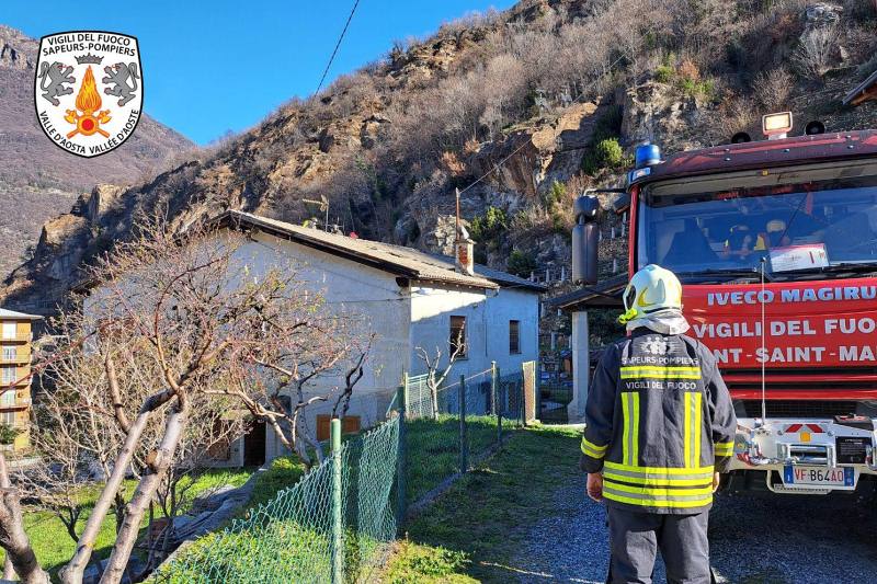 Incendio in canna fumaria a Pont-Saint-Martin