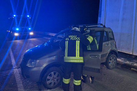 Incidente stradale a Cogne (foto vigili del fuoco)