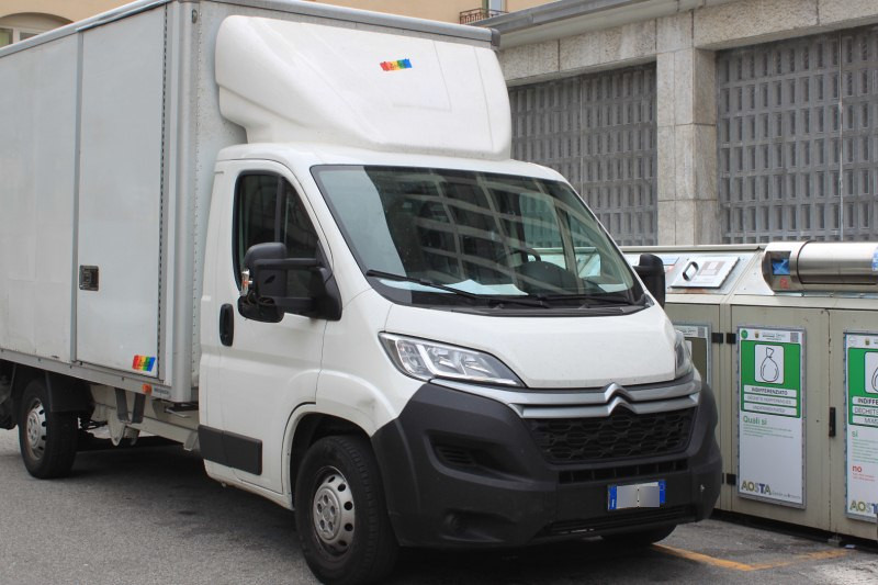 Veicolo commerciale Veicolo commerciale