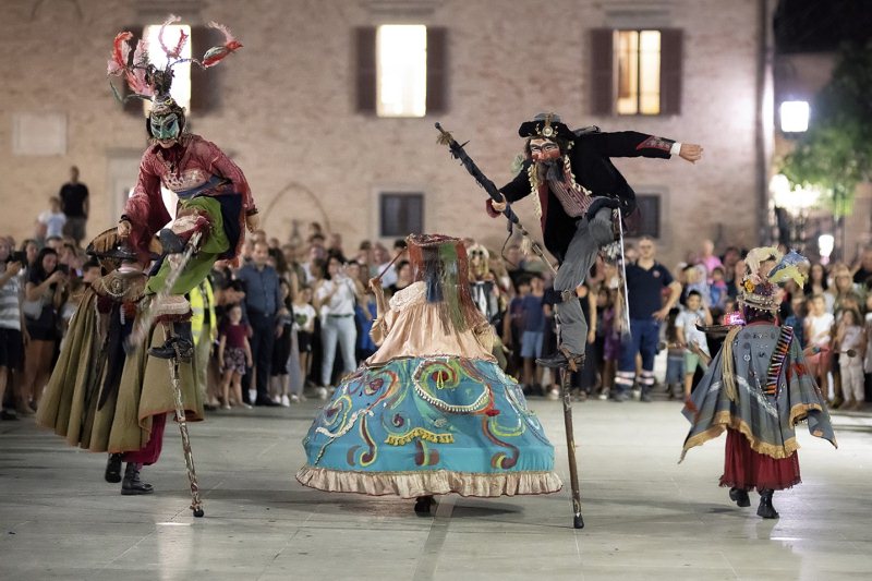 Teatro Due Mondi, Fiesta - ph © Daniele Ferretti Teatro Due Mondi, Fiesta - ph © Daniele Ferretti