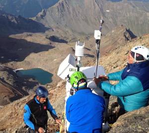 Aosta, installata una stazione di monitoraggio della qualità dell'aria sul Mont Emilius