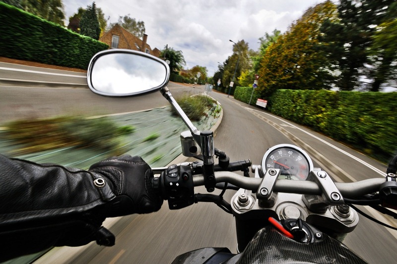 RC moto: cosa copre e come funziona