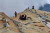 Alpinista ferito a una gamba da una scarica di sassi