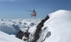 Cade in un crepaccio, alpinista soccorso sul ghiacciaio del Verra