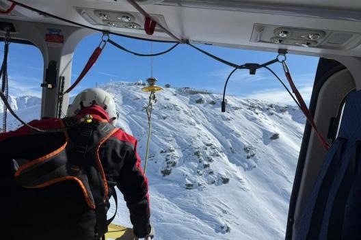 Ghiacciatore muore mentre scala le cascate di Lillaz