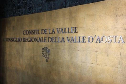 «Testolin ineleggibile» secondo segreteria Consiglio Valle: lo riporta La Stampa